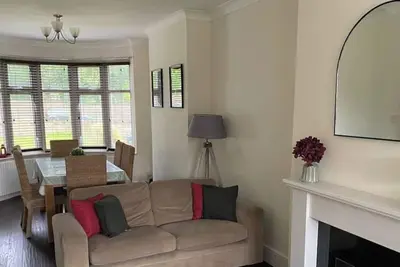 Image de 3-Bedroom Family Home with Free Parking and WiFi