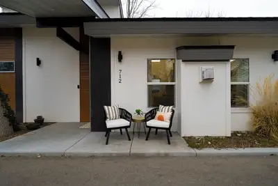 Image de A cozy Boho home in Nampa, Id with modern feel. Private and close to downtown.
