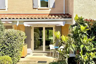 Image de Chez Vous, Ailleurs | Piscine & Terrasse