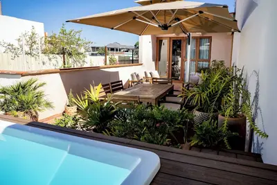 Image de COLÓN · Luxury house with pool and terrace for 6