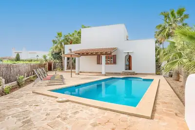 Villa Can Mas by Villa Plus