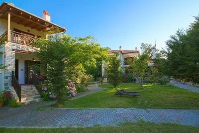 Image de No. 1 Elektra-Two Bedroom Apartment