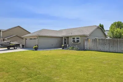 Image de Central Home with Garage & Fenced Backyard