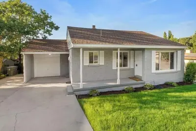 Image de Cozy Ogden Retreat • Near Ski Resorts • Large Yard