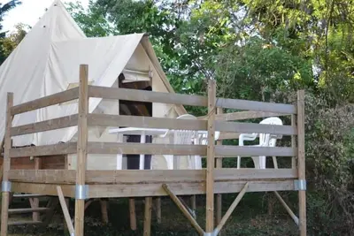 Image de ZEcamping 3 étoiles piscine chauffée tente 18m2