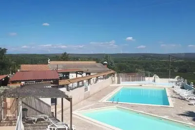 Image de ZEcamping 3 étoiles pataugeoire piscine locatif 15m2 4 pers