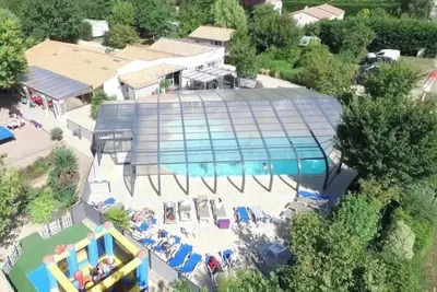 Image de ZEcamping 4* piscine couverte chiens acceptés tente Bbq 17m2 4 pers