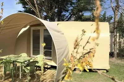 Image de ZEcamping 3* piscine chauffée en saison - locatif 17m2