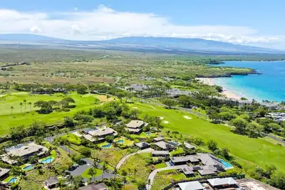 Image de Luxury Villa on Mauna Kea Golf Course | Ocean Views | Sleeps 10 (8 Adults, 2 Children under 12)