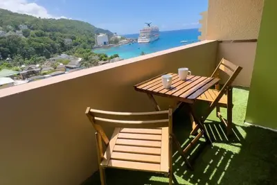 Oceanview 2br | Beach Access | Turtle Towers