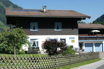 Image de in Rauris mit Terrasse, Grill und Garten by Interhome