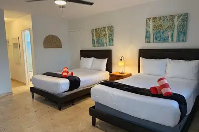 Image de Comfortable Studio • 5-Min Walk to Beach #18
