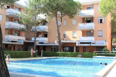 Image de Appartement à Bibione avec piscine partagée