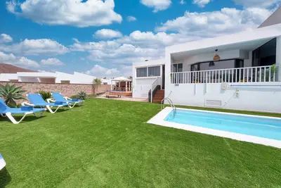 Image de Villa Maria • Pool & Games area • Beach 10 min • Lvh