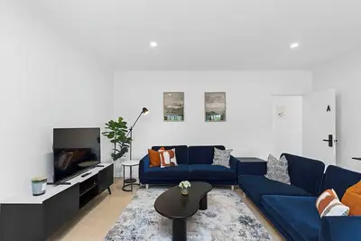 Image de 4br Carlisle Stay Near Airport & Stadium  Sleeps 8