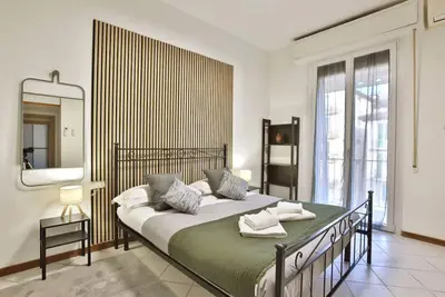 Image de Cozy 85 sqm apartment, located on the third floor of a building with No lift, able to accommodate up to 6 people. The property is located in the Coverciano district, a few steps from the Football Museum and a short distance from the Artemio Franchi Stadiu