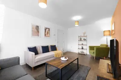 Image de Stylish 3-Bedroom Home with Garden & Parking in Slough