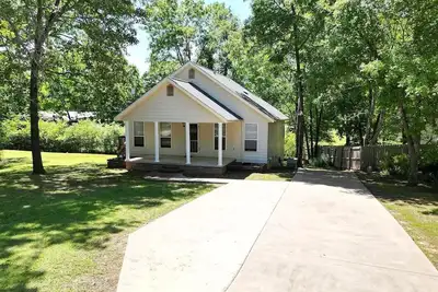 Image de Charming Cottage by Greers Ferry Lake