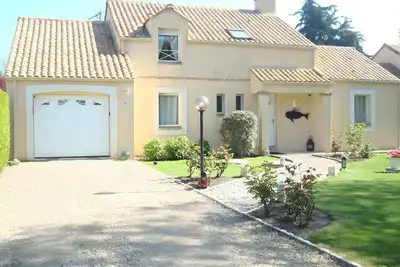 Image de Chambre d’hôtes « Chez Anne-Marie et Constant » avec terrasse, jardin partagés et Wi-Fi