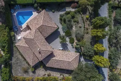 Image de Magnifique villa provençale avec piscine dans un domaine privé au calme