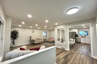 Image de Modern Luxury in Richmond West