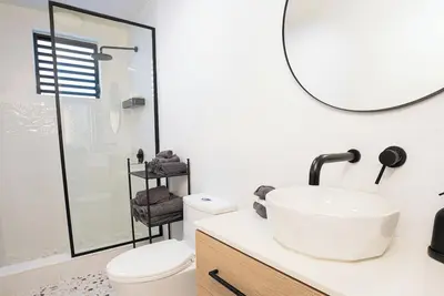 Image de Ocean Breeze Oasis1BR Getaway Near the Beach