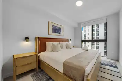 Image de The Crosby Exclusive Condo | Rooftop Pool & Lounge