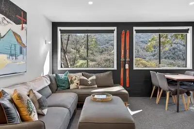 Image de Tyrola 11 - Boutique Alpine Living with Stunning Mountain Views