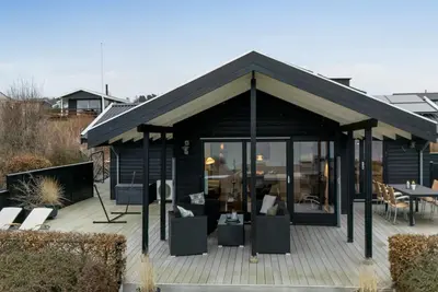 Image de \"Gertina\" - 100m from the sea by Interhome