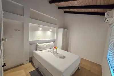 Image de Cozy 2-bedroom house in perfect Woodlands with Ac