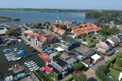 Image de Maison à Kaag, terrasse et jacuzzi