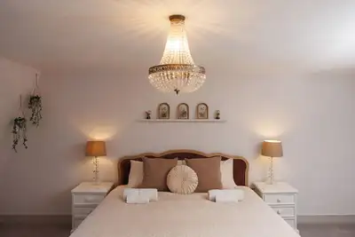 Georgian Gem Penthouse in Bath Centre!