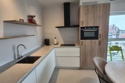 Image de Stylish new construction apartment within walking distance to the sea - Including Parking