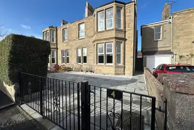Image de Abbotsford, with a garden in Kelso