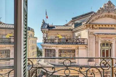 Image de Heart of Nice: 4 balconies, sea and Old Town views, 50m to the beach