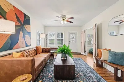 Image de Stylish 4br Retreat | 2-Car Garage | Sleeps 10