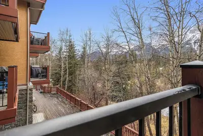 Image de Magpie Lookout - Newly Renovated Mountain Escape