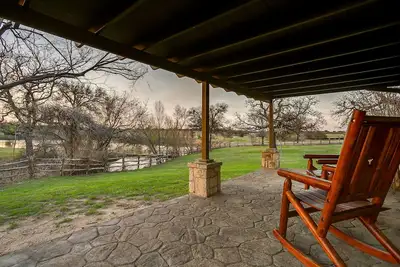 Image de 10 Star Ranch Cottage · Fishing Lake · Sleeps 6