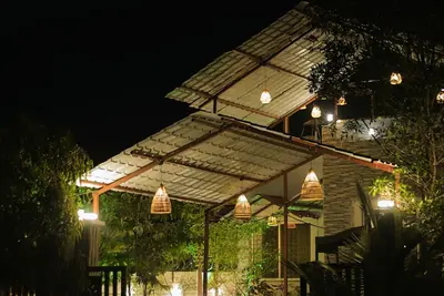 Image de Escape & Relax at Kaash Villa, 2br Luxury Stay in Indore, Projector, Outdoor Area