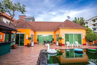 Image de Magnitude 6-bedroom Villa in Pratumnak