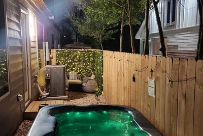 Image de Lux Beau Medical Center; Downtown; Houston Nrg WorldCup Stadium W HotTub & Sauna