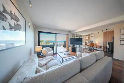 Image de Villa pieds dans l'eau - vue mer & jacuzzi