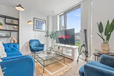 Image de Luxury 2br 12th Floor City Centre Apartment | Skyline Views
