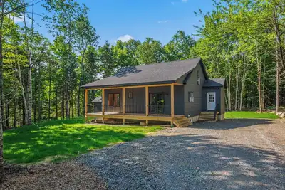 Image de Quimby Cabin | New Build | Snowmobile Access