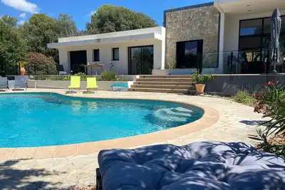 Image de Villa familliale avec piscine entre les villages provencales de Biot et Valbonne
