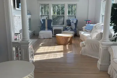 Image de Dream Summer Escape 5-bedroom waterfront retreat in Westerly!