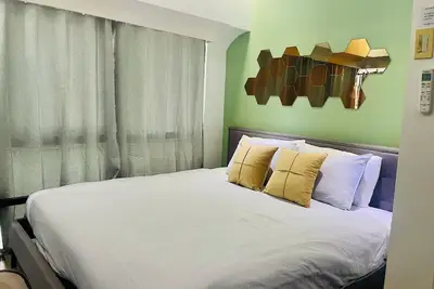 Image de Cozay&Peaceful 2-bedroom 2 Bathroom Golf view apartment in vibrant Bgc, Taguig