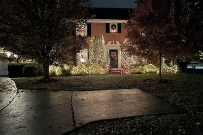 Image de Manchester Manor 4 bedroom house with privacy fence and play-ready back yard