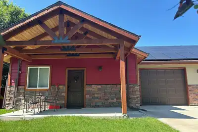 Image de Cozy 2-bedroom cabin with Ac in nice Arvada neighborhood close to olde town!