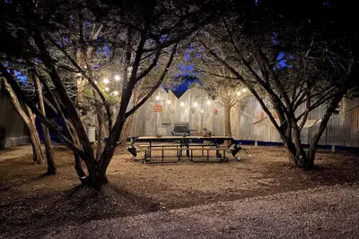 Image de The Hacienda Cabin